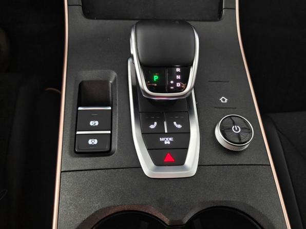 Omoda C5 I с пробегом 2024 года, цена 1 685 000 рублей, 47700 км, внедорожник, Автокод Объявления