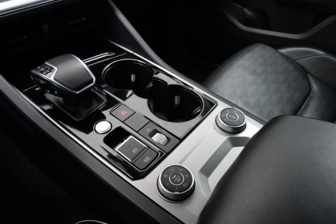 Volkswagen Touareg III с пробегом 2019 года, цена 5 790 000 рублей, 114673 км, внедорожник, Автокод Объявления