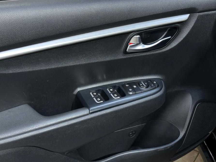 Kia Rio IV Рестайлинг Санкт-Петербург  - изображение 12