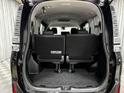 Toyota Voxy III (R80) Рестайлинг Стерлитамак  - изображение 55