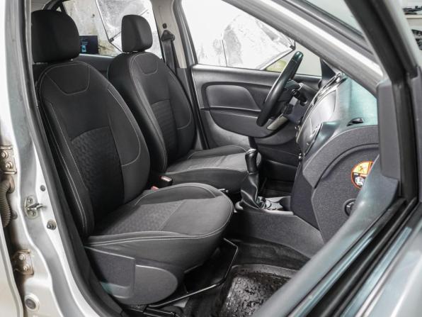 Renault Logan II с пробегом 2014 года, цена 789 000 рублей, 111208 км, седан, Автокод Объявления