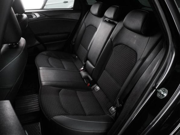 Kia Ceed III с пробегом 2019 года, цена 1 687 000 рублей, 110282 км, хэтчбек, Автокод Объявления