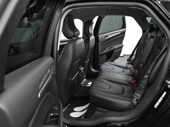 Ford Mondeo V с пробегом 2016 года, цена 1 349 000 рублей, 286000 км, седан, Автокод Объявления