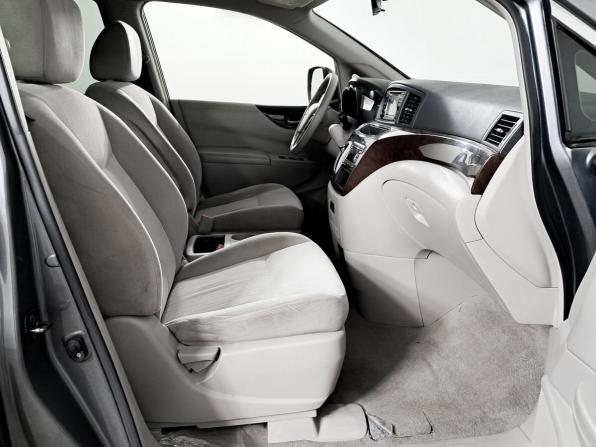 Nissan Quest IV с пробегом 2016 года, цена 1 682 000 рублей, 127000 км, минивэн, Автокод Объявления