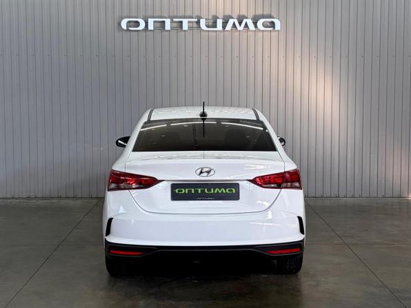 Hyundai Solaris II Рестайлинг с пробегом 2021 года, цена 1 437 000 рублей, 161000 км, седан, Автокод Объявления