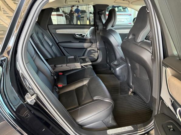 Volvo S90 II Рестайлинг с пробегом 2021 года, цена 4 195 900 рублей, 88625 км, седан, Автокод Объявления