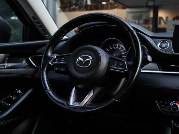 Mazda 6 III (GJ) Рестайлинг 2 с пробегом 2021 года, цена 2 550 000 рублей, 88570 км, седан, Автокод Объявления