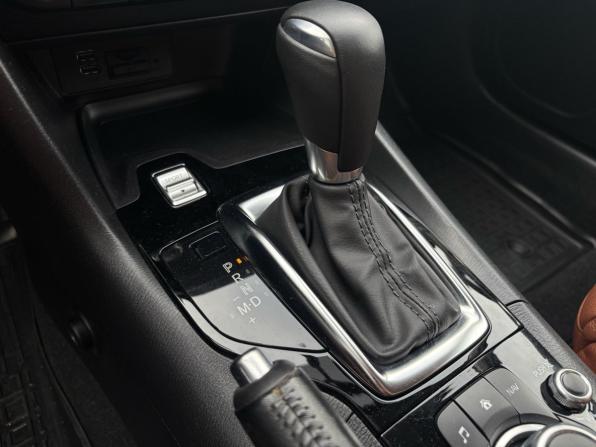 Mazda 3 III (BM) Рестайлинг с пробегом 2018 года, цена 1 760 000 рублей, 101000 км, седан, Автокод Объявления