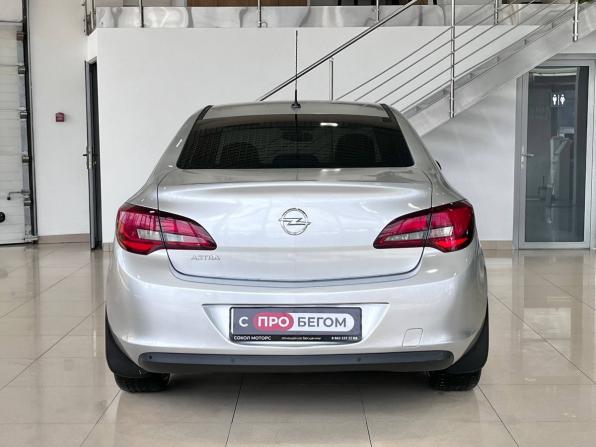 Opel Astra J Рестайлинг с пробегом 2014 года, цена 1 009 900 рублей, 156000 км, седан, Автокод Объявления
