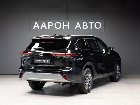 Toyota Highlander IV (XU70) с пробегом 2025 года, цена 5 000 000 рублей, 1 км, внедорожник, Автокод Объявления