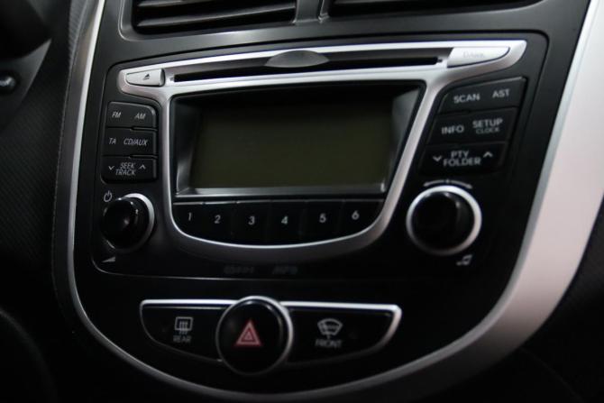 Hyundai Solaris I с пробегом 2013 года, цена 875 750 рублей, 163620 км, седан, Автокод Объявления