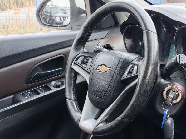 Chevrolet Cruze I Рестайлинг с пробегом 2013 года, цена 599 000 рублей, 224150 км, хэтчбек, Автокод Объявления