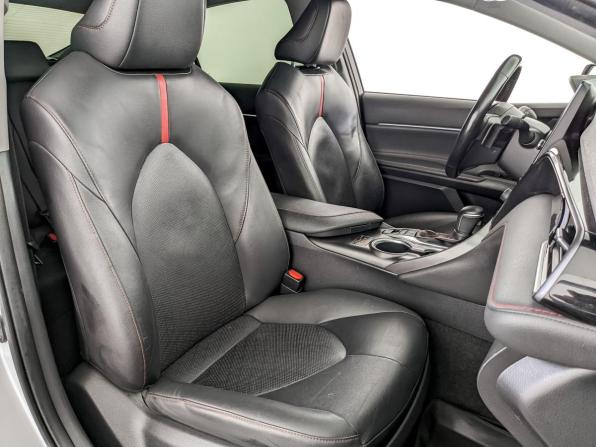 Toyota Camry VIII (XV70) Рестайлинг с пробегом 2021 года, цена 3 500 000 рублей, 99478 км, седан, Автокод Объявления
