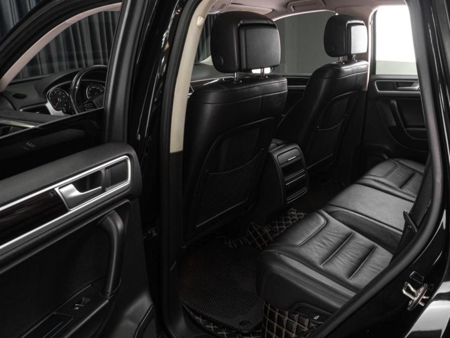 Volkswagen Touareg II Рестайлинг Тюмень  - изображение 11