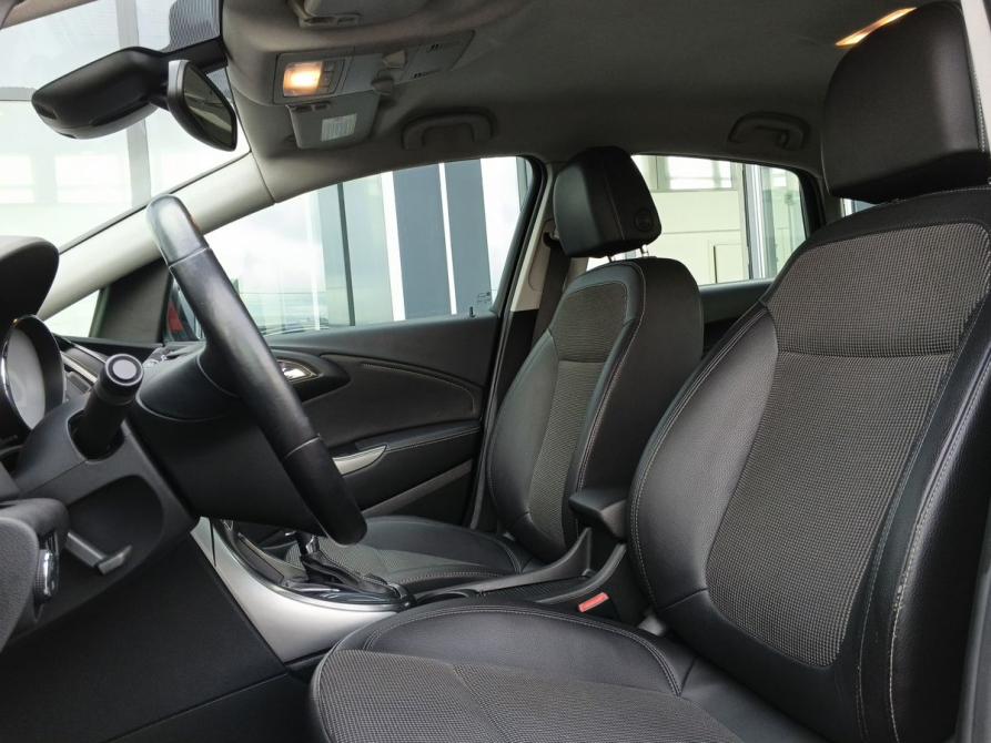 Opel Astra J Москва  - изображение 17