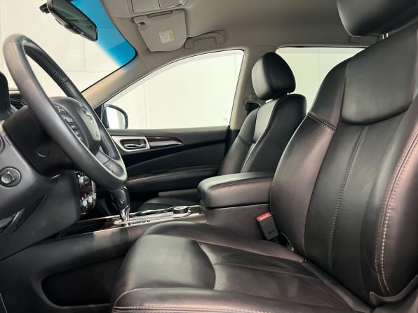 Nissan Pathfinder IV с пробегом 2015 года, цена 1 640 000 рублей, 162500 км, внедорожник, Автокод Объявления