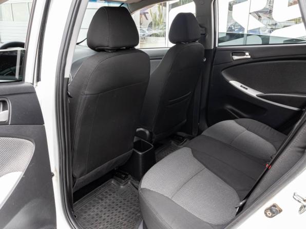 Hyundai Solaris I с пробегом 2014 года, цена 849 000 рублей, 185659 км, хэтчбек, Автокод Объявления