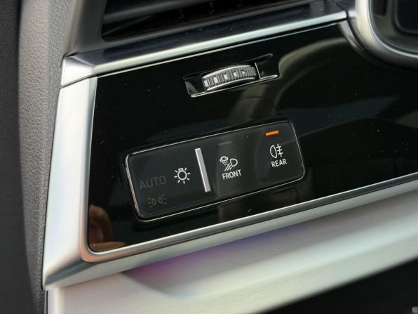 Audi Q8 I (4M) с пробегом 2019 года, цена 6 700 000 рублей, 116845 км, внедорожник, Автокод Объявления