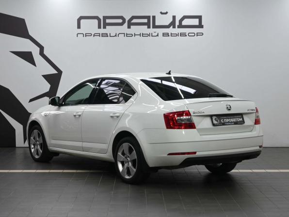 Skoda Octavia III (A7) Рестайлинг с пробегом 2019 года, цена 1 939 900 рублей, 211000 км, лифтбек, Автокод Объявления
