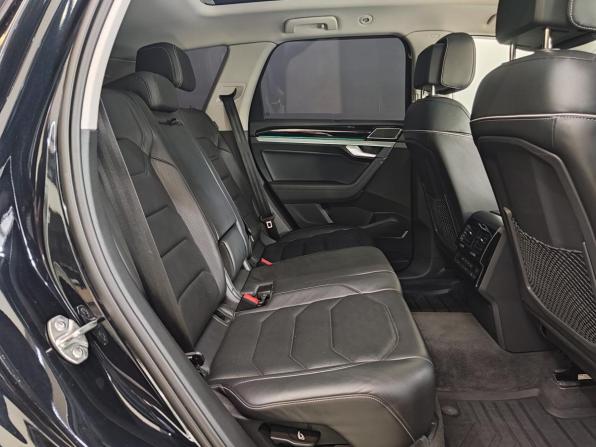 Volkswagen Touareg III с пробегом 2021 года, цена 5 975 000 рублей, 122369 км, внедорожник, Автокод Объявления