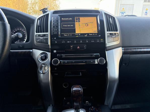 Toyota Land Cruiser 200 Series Рестайлинг 1 с пробегом 2014 года, цена 3 890 000 рублей, 219338 км, внедорожник, Автокод Объявления