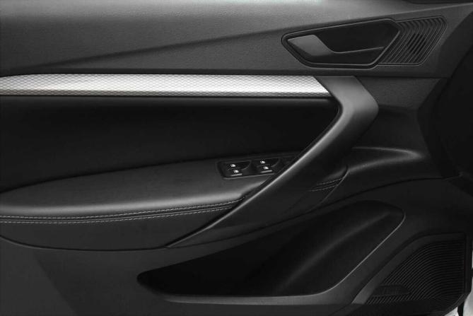 Lada (ВАЗ) Vesta I Рестайлинг (NG) с пробегом 2024 года, цена 1 110 000 рублей, 38481 км, седан, Автокод Объявления