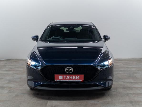 Mazda 3 IV (BP) с пробегом 2021 года, цена 1 910 000 рублей, 6450 км, хэтчбек, Автокод Объявления
