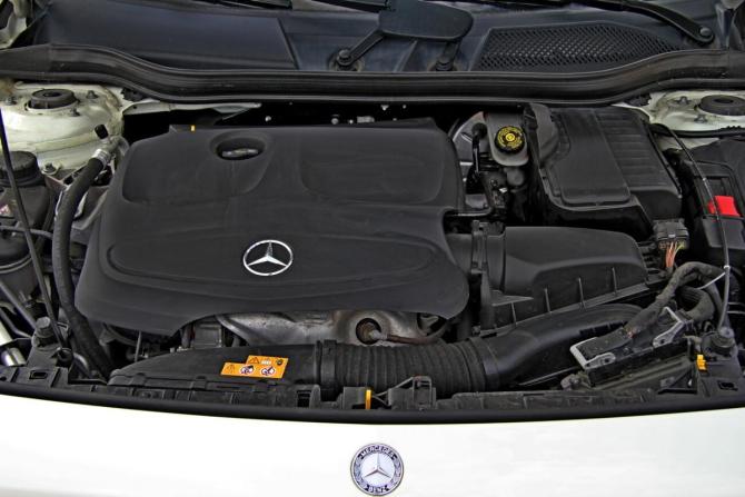 Mercedes-Benz GLA I (X156) с пробегом 2016 года, цена 2 398 700 рублей, 90228 км, внедорожник, Автокод Объявления