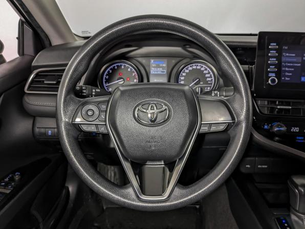 Toyota Camry VIII (XV70) Рестайлинг с пробегом 2021 года, цена 2 625 000 рублей, 70886 км, седан, Автокод Объявления