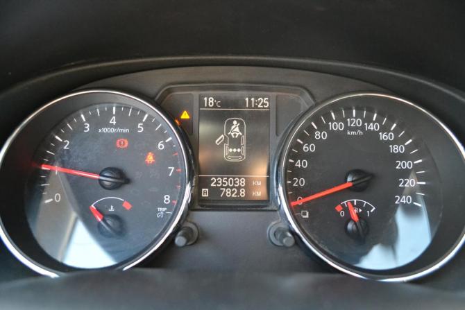 Nissan Qashqai I Рестайлинг с пробегом 2013 года, цена 1 100 000 рублей, 235038 км, внедорожник, Автокод Объявления