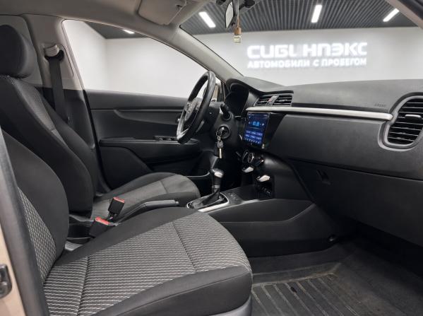 Kia Rio IV с пробегом 2018 года, цена 1 390 500 рублей, 83605 км, седан, Автокод Объявления