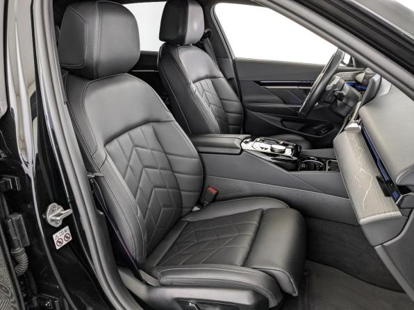 BMW 5 серии VIII (G60/G61/G68) с пробегом 2023 года, цена 6 360 000 рублей, 81077 км, седан, Автокод Объявления