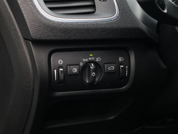 Volvo V40 Cross Country I с пробегом 2014 года, цена 1 150 000 рублей, 174009 км, хэтчбек, Автокод Объявления