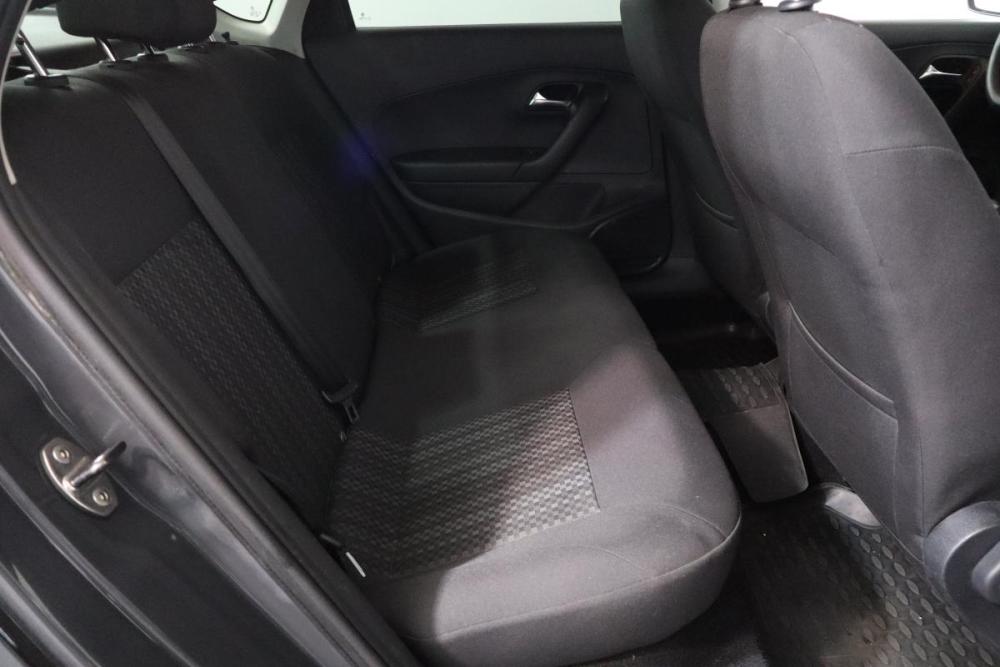 Volkswagen Polo V Рестайлинг Санкт-Петербург  - изображение 12