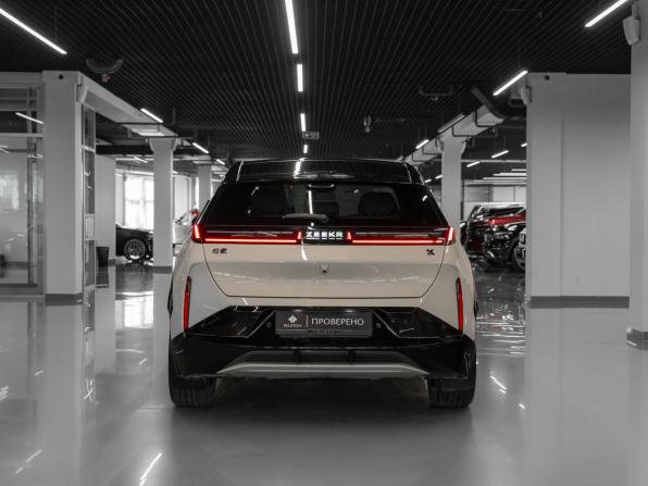 Zeekr X I с пробегом 2023 года, цена 4 240 000 рублей, 39259 км, внедорожник, Автокод Объявления