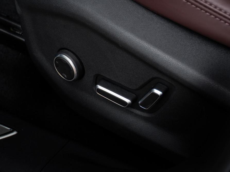 Geely Monjaro I Москва  - изображение 13