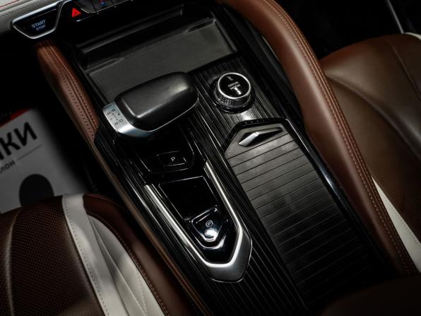 Geely Monjaro I с пробегом 2022 года, цена 2 840 000 рублей, 50700 км, внедорожник, Автокод Объявления