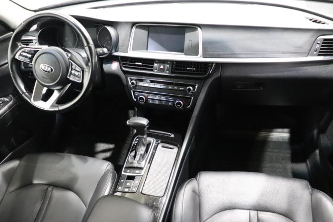 Kia Optima IV Рестайлинг с пробегом 2019 года, цена 1 985 000 рублей, 67801 км, седан, Автокод Объявления