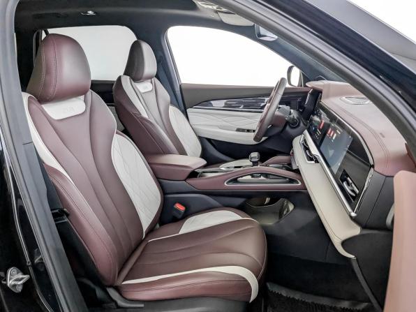 Geely Monjaro I Рестайлинг с пробегом 2023 года, цена 3 385 000 рублей, 26976 км, внедорожник, Автокод Объявления