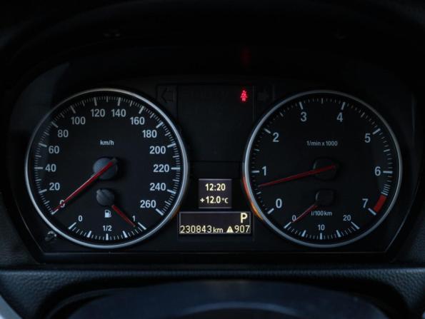BMW 3 серии V (E90/E91/E92/E93) Рестайлинг с пробегом 2011 года, цена 1 100 000 рублей, 230842 км, седан, Автокод Объявления