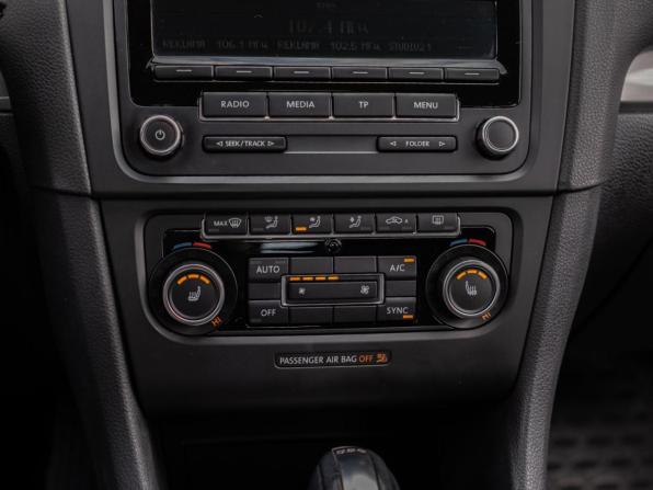 Volkswagen Golf VI с пробегом 2012 года, цена 869 000 рублей, 133384 км, хэтчбек, Автокод Объявления