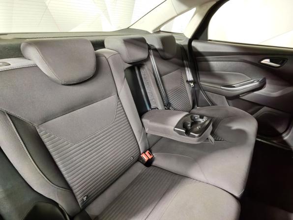 Ford Focus III Рестайлинг с пробегом 2018 года, цена 809 000 рублей, 185699 км, седан, Автокод Объявления