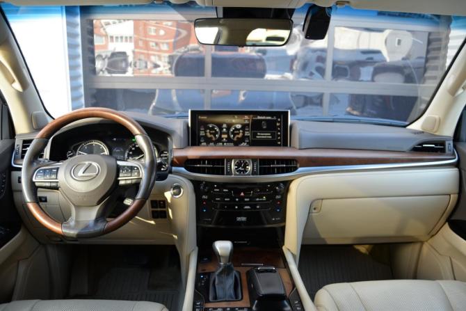 Lexus LX III Рестайлинг 2 с пробегом 2018 года, цена 7 500 000 рублей, 166195 км, внедорожник, Автокод Объявления