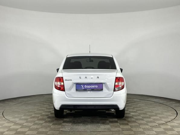Lada (ВАЗ) Granta I Рестайлинг с пробегом 2022 года, цена 760 000 рублей, 45612 км, седан, Автокод Объявления
