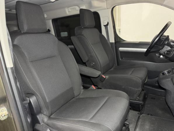 Peugeot Traveller I с пробегом 2021 года, цена 2 249 000 рублей, 371841 км, минивэн, Автокод Объявления