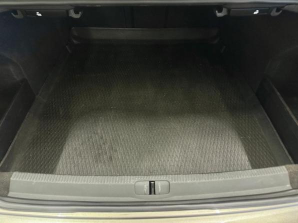 Volkswagen Passat B7 с пробегом 2012 года, цена 1 230 000 рублей, 147000 км, седан, Автокод Объявления