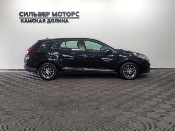 Renault Megane III с пробегом 2010 года, цена 500 000 рублей, 255692 км, универсал, Автокод Объявления