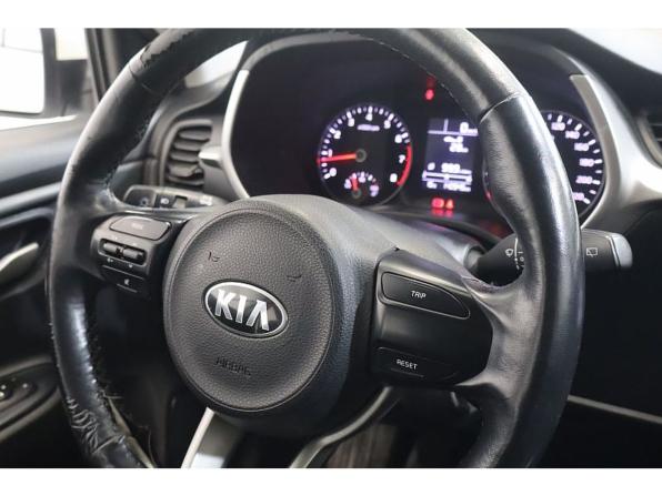 Kia Rio IV Рестайлинг с пробегом 2021 года, цена 1 300 000 рублей, 140942 км, седан, Автокод Объявления