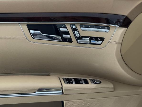 Mercedes-Benz S-Класс V (W221) Рестайлинг с пробегом 2012 года, цена 2 200 000 рублей, 227316 км, седан, Автокод Объявления