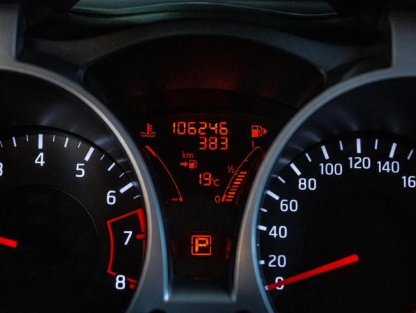 Nissan Juke I с пробегом 2011 года, цена 1 015 000 рублей, 106245 км, внедорожник, Автокод Объявления
